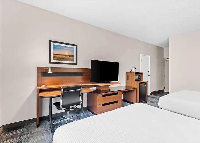 Best Western Ottumwa Inn & Suites